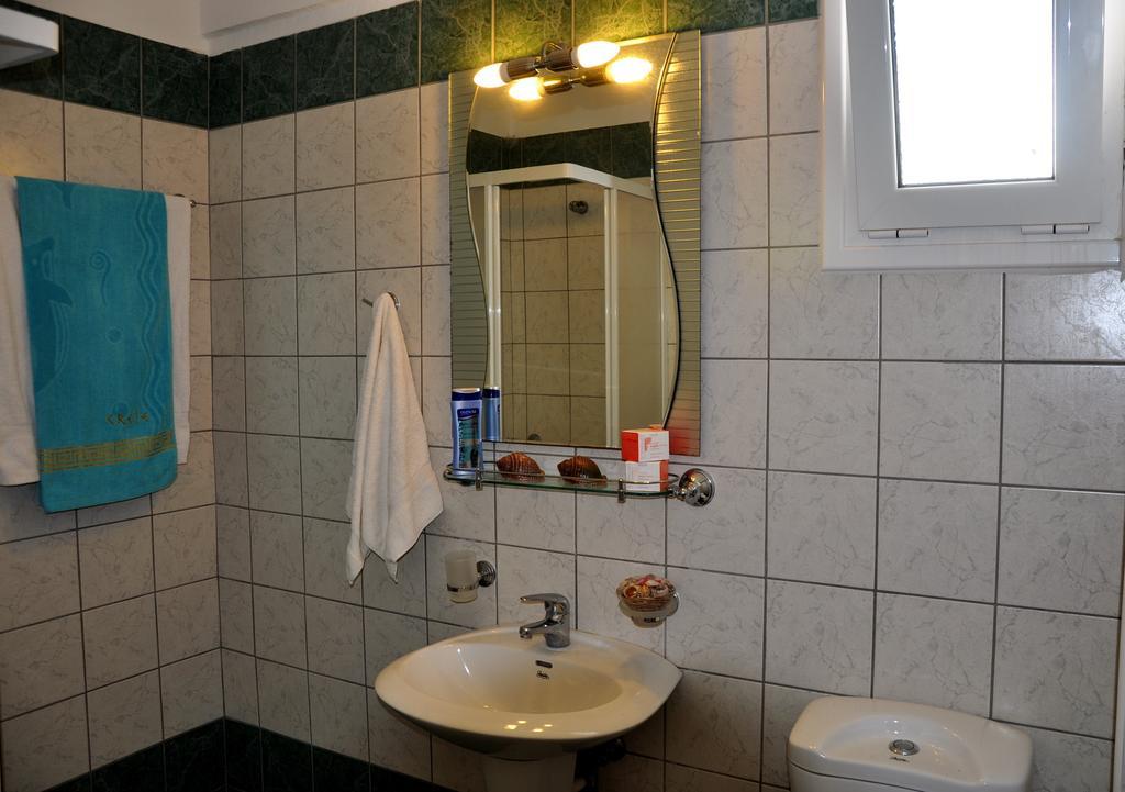 Haris Apartments Herszonisszosz Kültér fotó