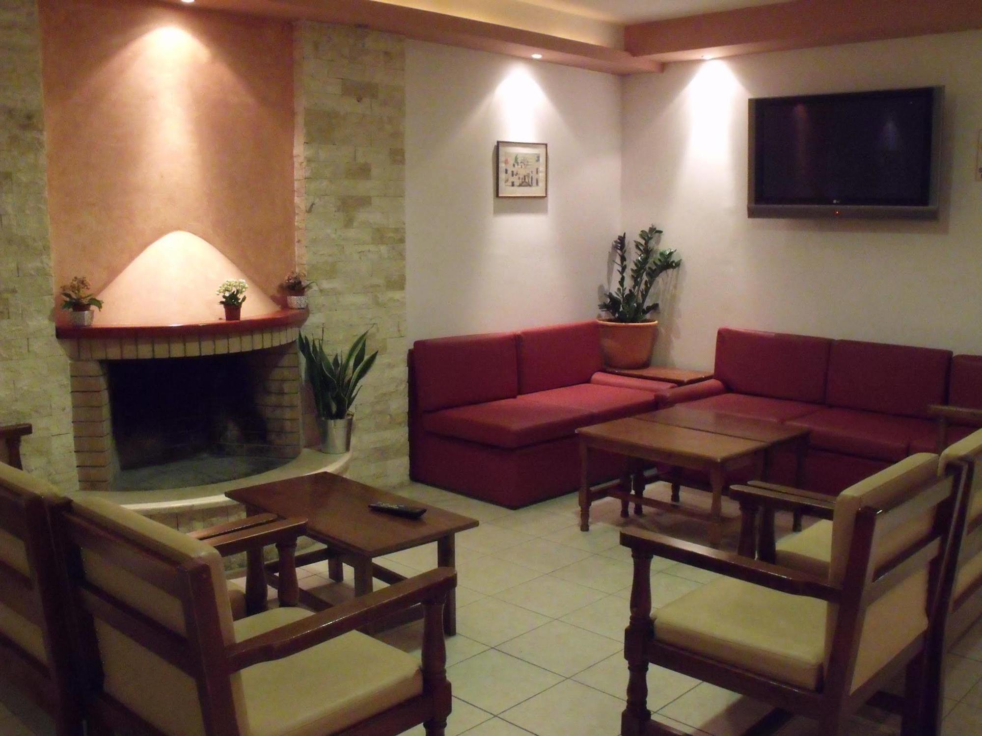 Haris Apartments Herszonisszosz Kültér fotó