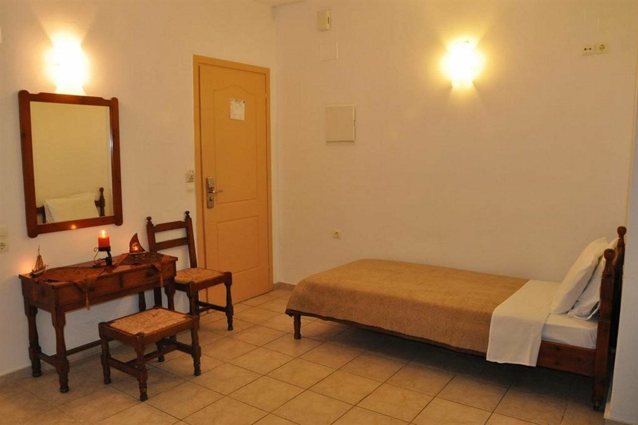 Haris Apartments Herszonisszosz Kültér fotó