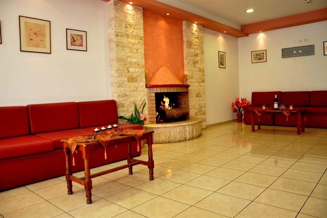 Haris Apartments Herszonisszosz Kültér fotó